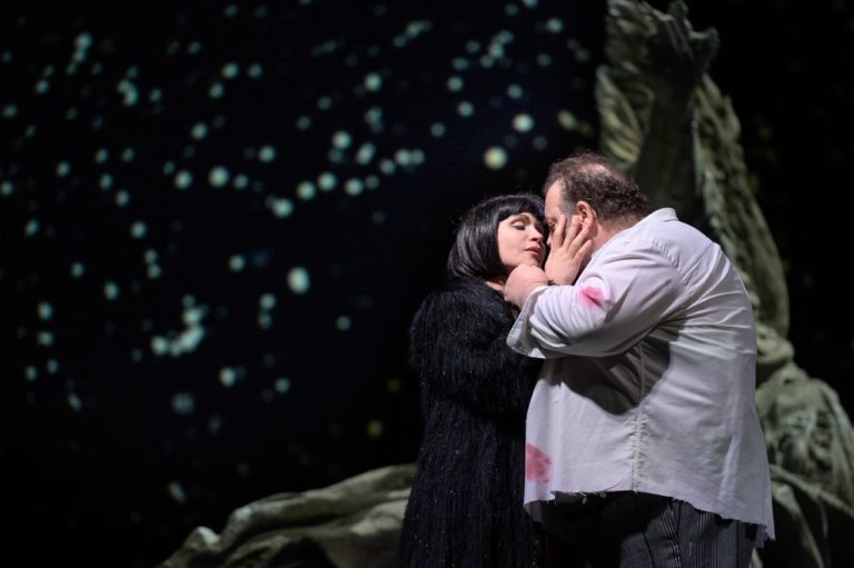 Tosca, al Teatro di San Carlo nuova produzione firmata De Angelis