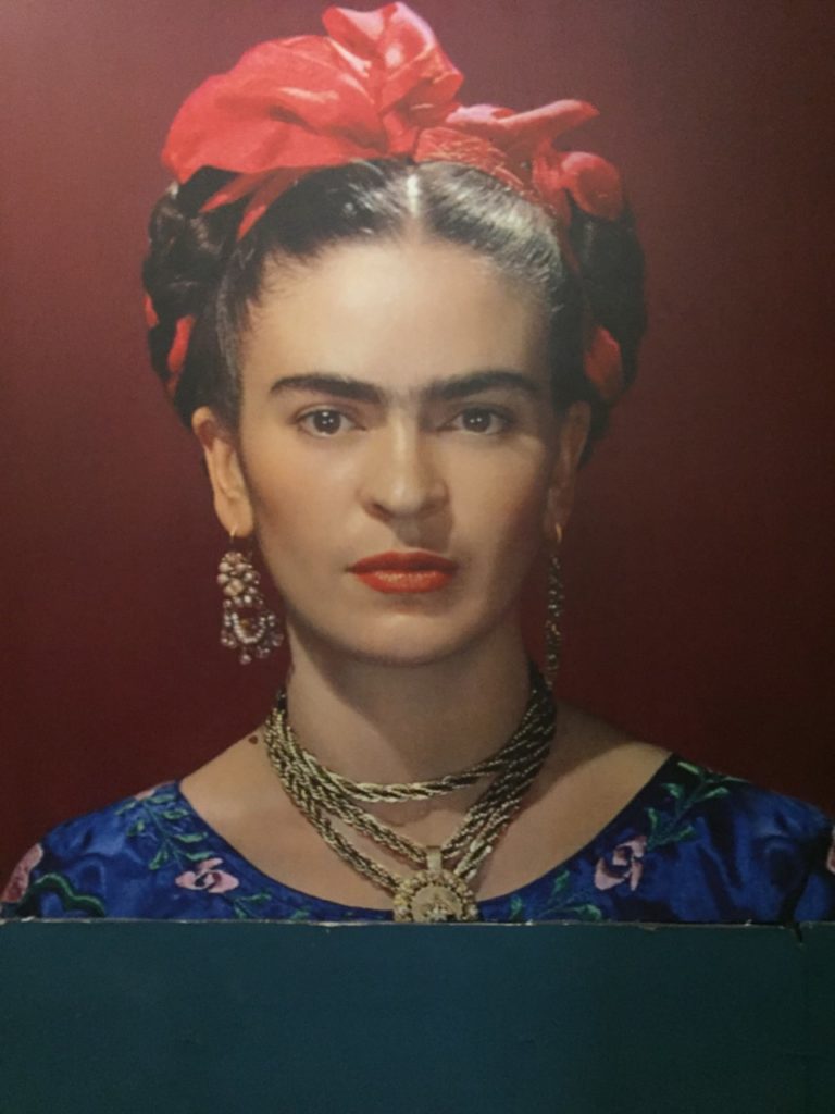 Palazzo Fondi, “Frida Kahlo – Il caos dentro”: in mostra la sua vita