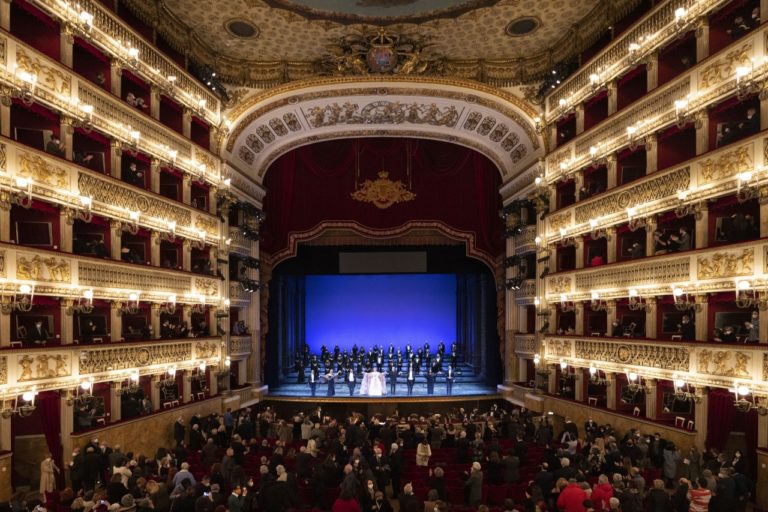 Il nuovo portale online del Teatro di San Carlo