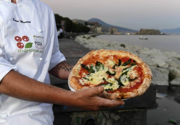 Pizza Village Napoli, ecco le 40 pizzerie