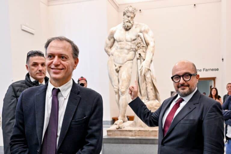 Il Ministro della Cultura Gennaro Sangiuliano in visita al Mann: “Il più importante museo archeologico del mondo” in visita al MANN