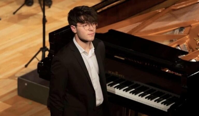 Largo ai giovani ai CONCERTI DI PRIMAVERA Arriva il pianista Francesco Maria Navelli alla Chiesa Luterana